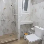 Luxury Apartment *
