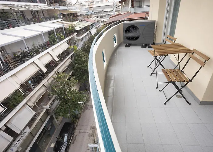 Luxury * Λάρισα